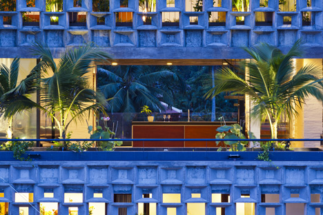 Binh Thanh House by Vo Trong Nghia and Sanuki + Nishizawa