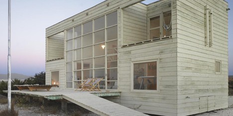 Casa Klotz by Mathias Klotz photographed by Roland Halbe