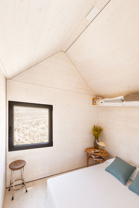 Casa Transportable ÁPH80 by Ábaton
