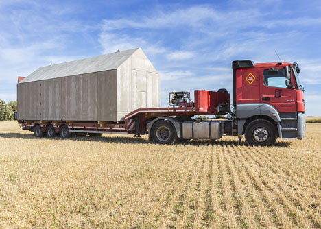 Casa Transportable ÁPH80 by Ábaton