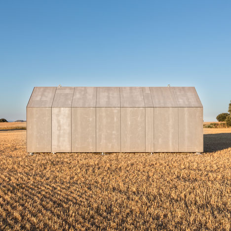 Casa Transportable ÁPH80 by Ábaton
