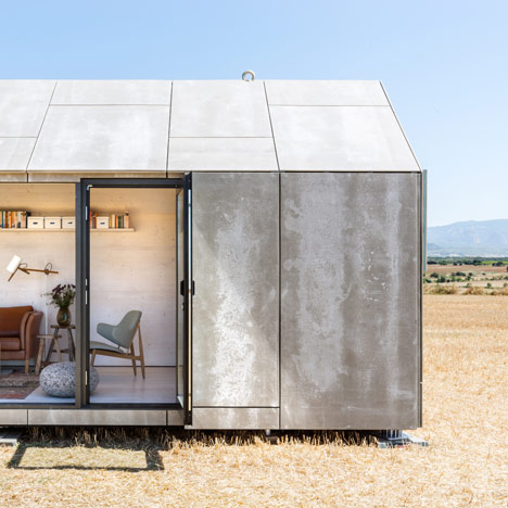Casa Transportable ÁPH80 by Ábaton