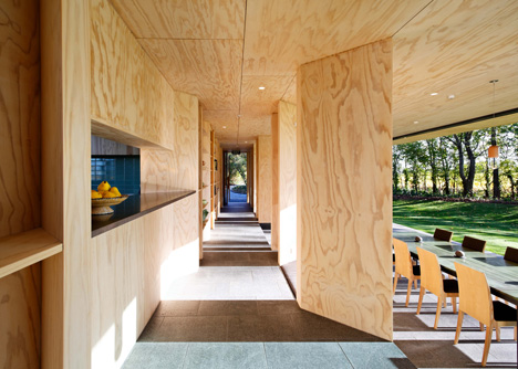 Cloudy Bay Shack by Paul Rolfe Architects and Tonkin Zulaikha Greer Architects