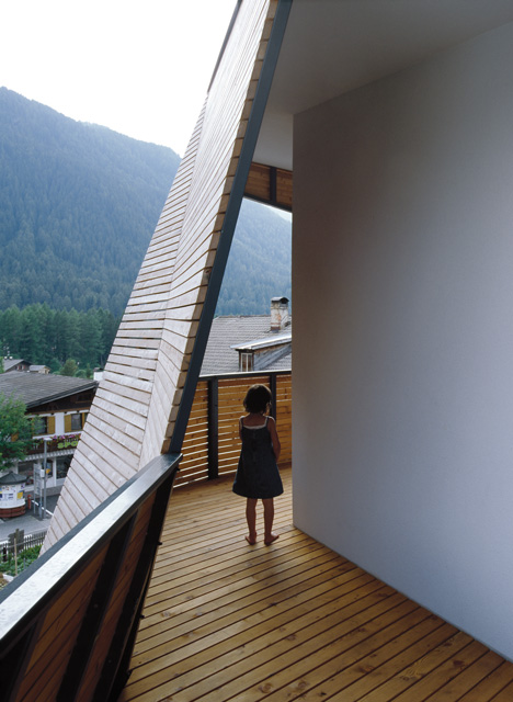 Cube House by Plasma Studio