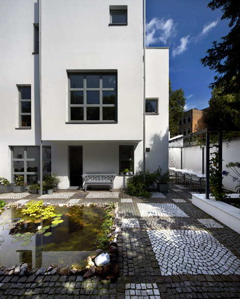 Haus KLR by Archequipe