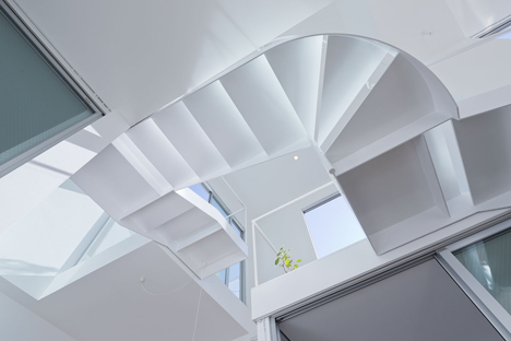 House in Chayagasaka by Tetsuo Kondo Architects