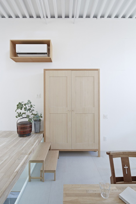House in Itami by Tato Architects