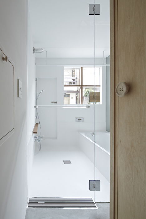 House in Itami by Tato Architects