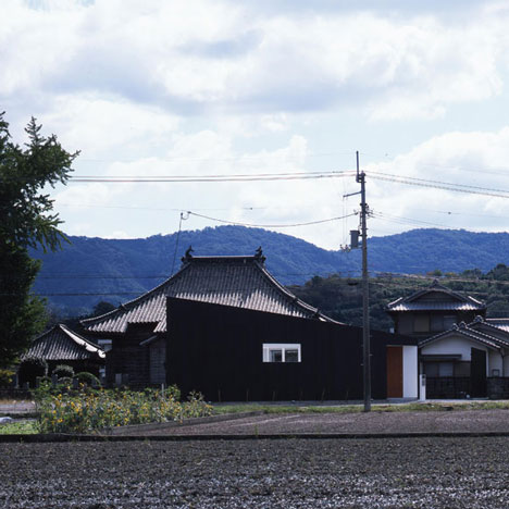 House in Kamoshima by Horibe Associates
