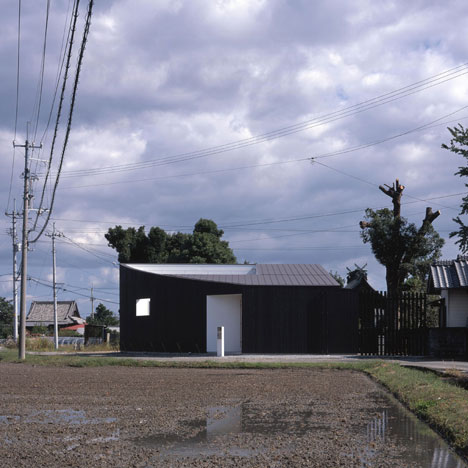 House in Kamoshima by Horibe Associates