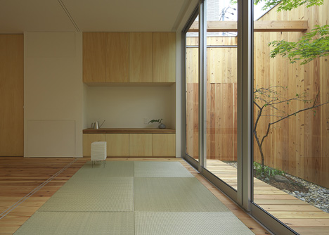 House in Nishimikuni by Arbol Design
