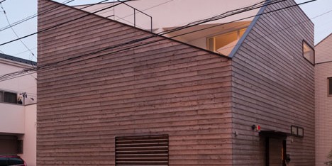 House in Ofuna by Level Architects