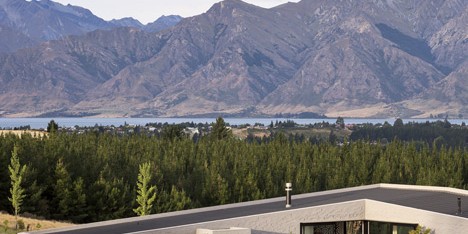 Lake Hawea Courtyard House by Glamuzina Paterson Architects