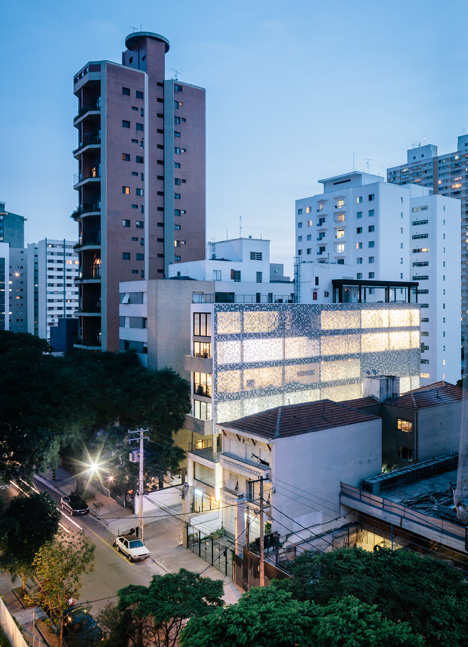 Leitão_653 by Triptyque