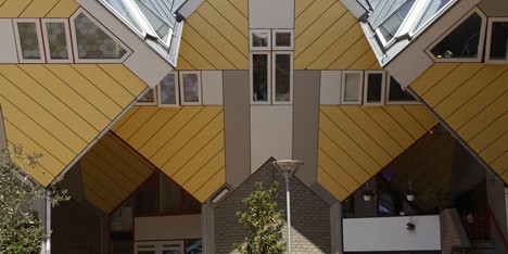 Renovation of Piet Bloms’ Supercube by Personal Architecture