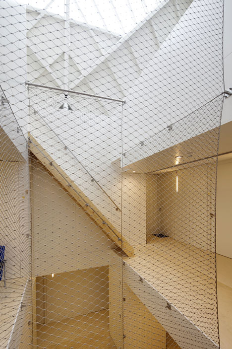 Renovation of Piet Bloms' Supercube by Personal Architecture