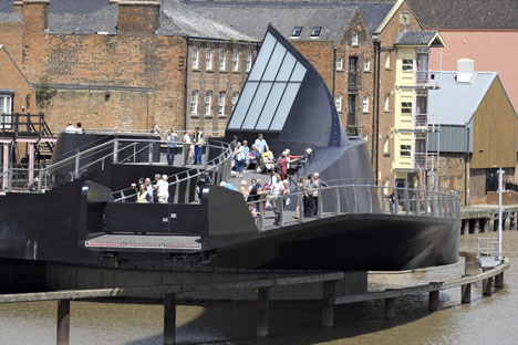 Scale Lane Bridge by McDowell+Benedetti