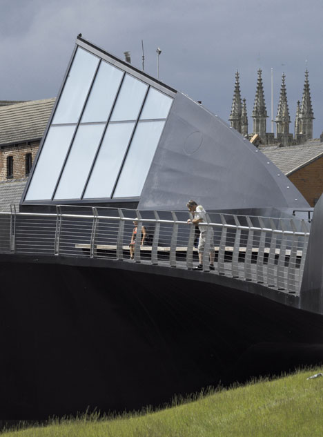 Scale Lane Bridge by McDowell+Benedetti