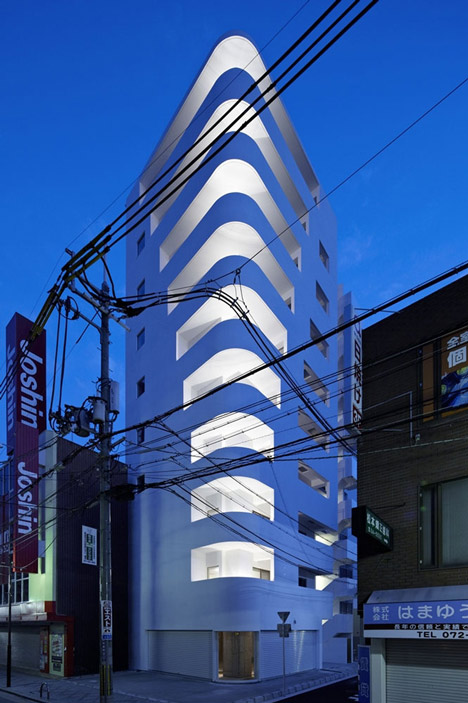 Step Tower by EASTERN Design Office