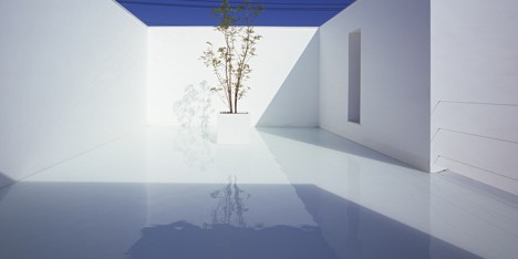 White Cave House by Takuro Yamamoto Architects