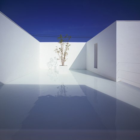 White Cave House by Takuro Yamamoto Architects
