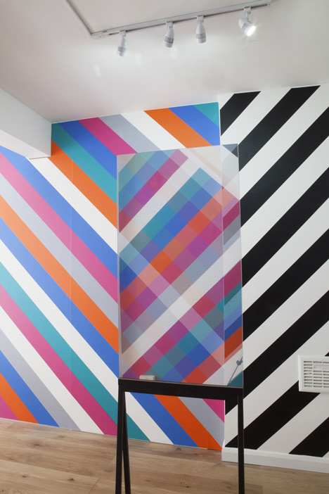 dezeen_Works on Reflection II by Kim Thome at William Benington Gallery_9