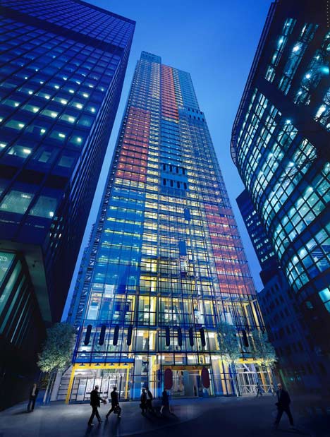 "Office buildings tend to be very boring" - Richard Rogers