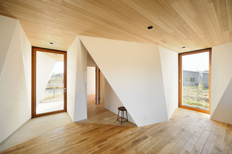 Kiritoshi House by Sugawaradaisuke