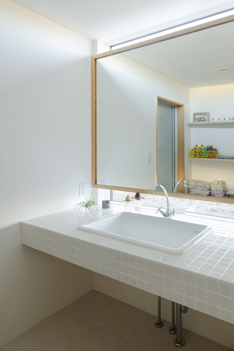 Kiritoshi House by Sugawaradaisuke