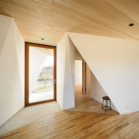 Kiritoshi House by Sugawaradaisuke