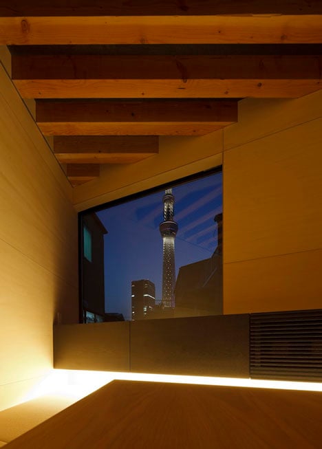 Alley House by Apollo Architects & Associates
