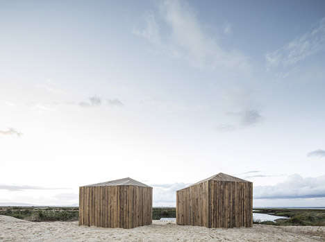 Cabanas no Rio by Aires Mateus