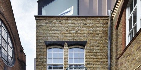 Classroom extension by Studio Webb Architects