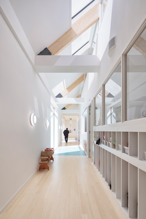 dezeen_Early Childhood Center Wassenaar by Kraaijvanger_2