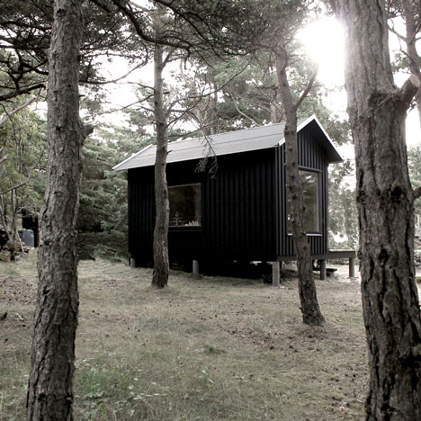 dezeen_Ermitage cabin by Septembre Architecture_1sq