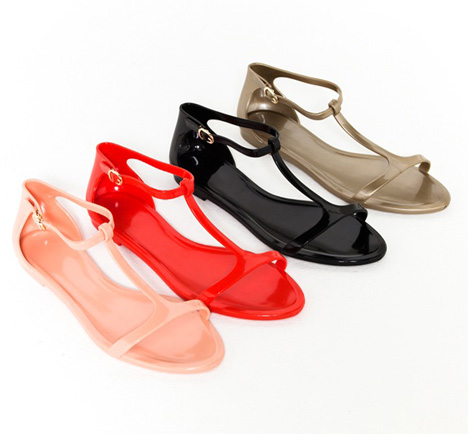 Grace K handbags and So K shoes by Kartell