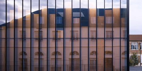 Gymnasium and Town Hall esplanade by LAN Architecture