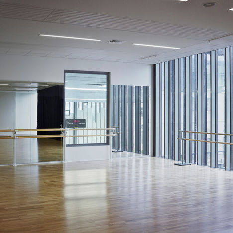 Gymnasium and Town Hall esplanade by LAN Architecture