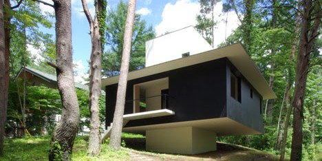 House in Fujizakura by Case Design Studio
