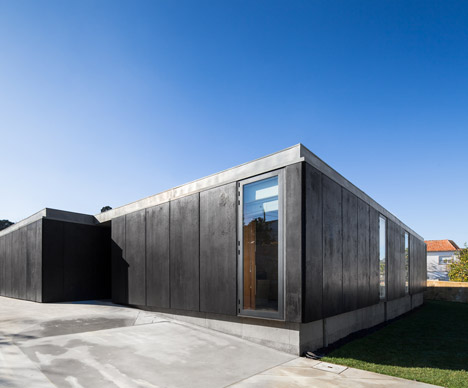 House in Mosteiro by Arquitectos Matos