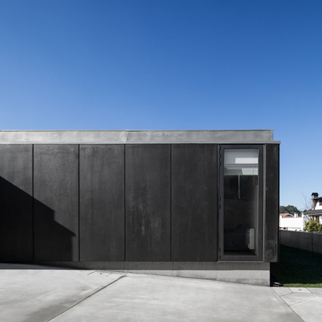 House in Mosteiro by Arquitectos Matos