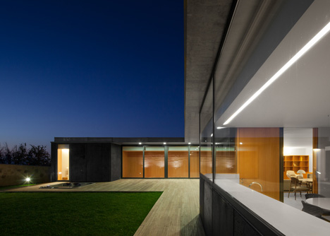 Casa de Mosteiro by Arquitectos Matos