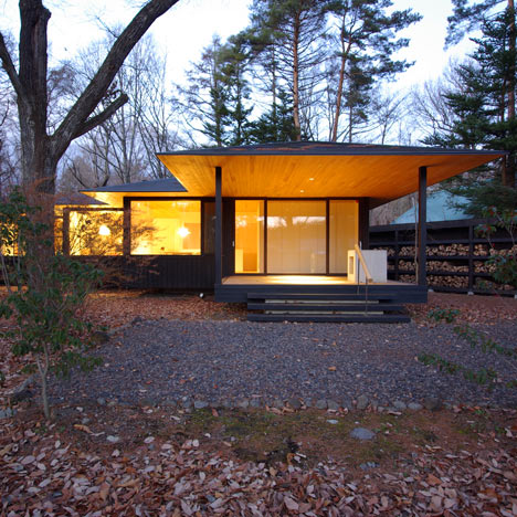 House in Oiwake by Case Design Studio