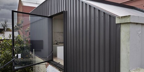 Lightbox House by Edwards Moore