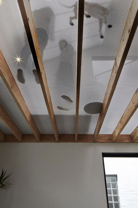 Lightbox House by Edwards Moore