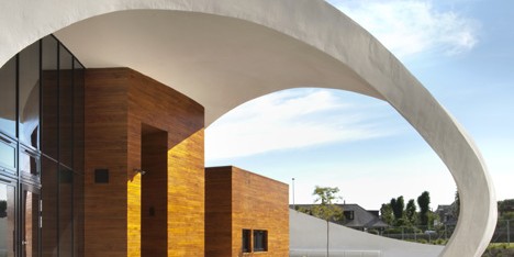 Maggie’s Centre by Snohetta