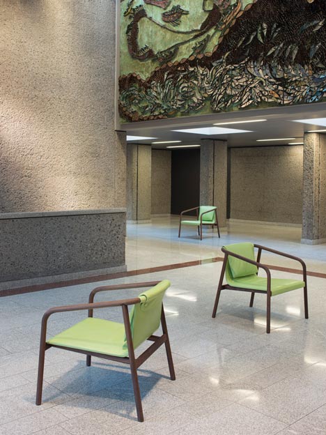 dezeen_Oslo chair by AWAA for Bernhardt Design_16