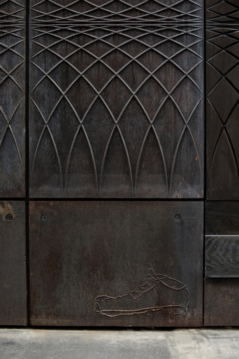 Paul Smith Albemarle Street store facade by 6a Architects