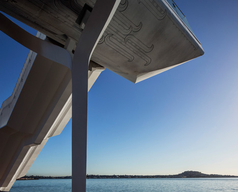 Point Resolution Bridge by Warren & Mahoney