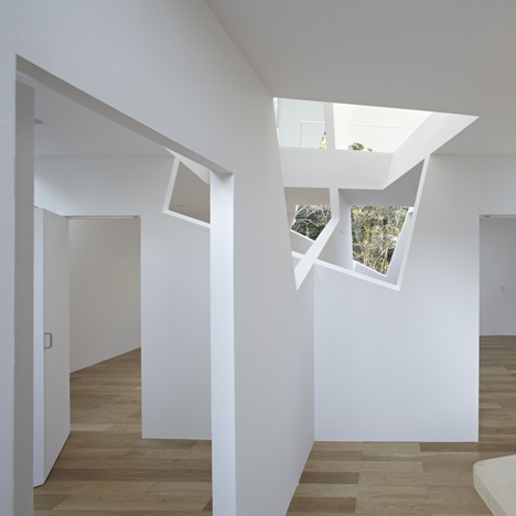 Villa Kanousan of Cubic Voids by Yuusuke Karasawa Architects